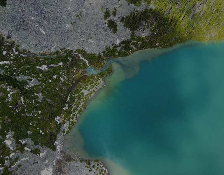 jake-sloop-398911-unsplash